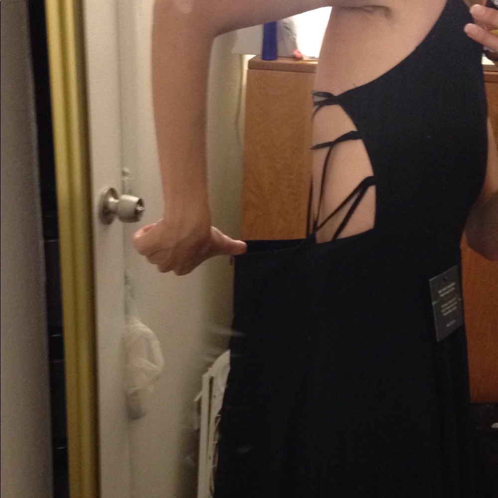 LuLu's Strepless flowy dress